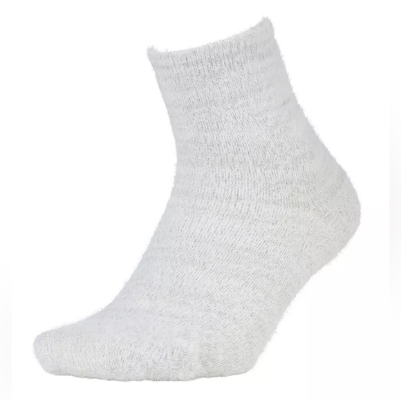 Northeast Outfitters Women's Cozy Cabin Socks in Color Gray/White Size 5-10 - Picture 1 of 3